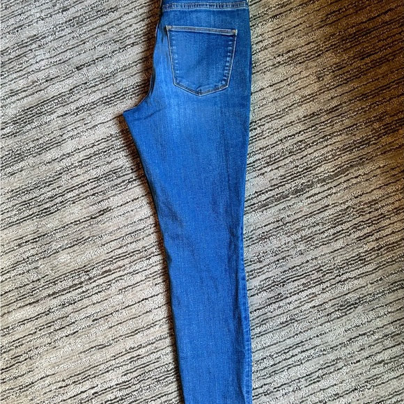 Target Universal Thread Jeans - Picture 6 of 6
